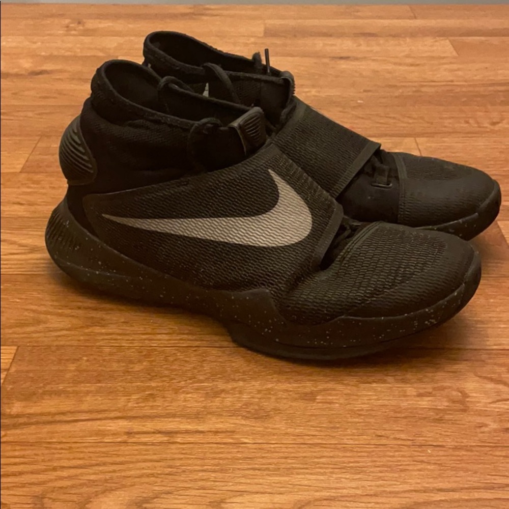 Nike Zoom Hyperrev